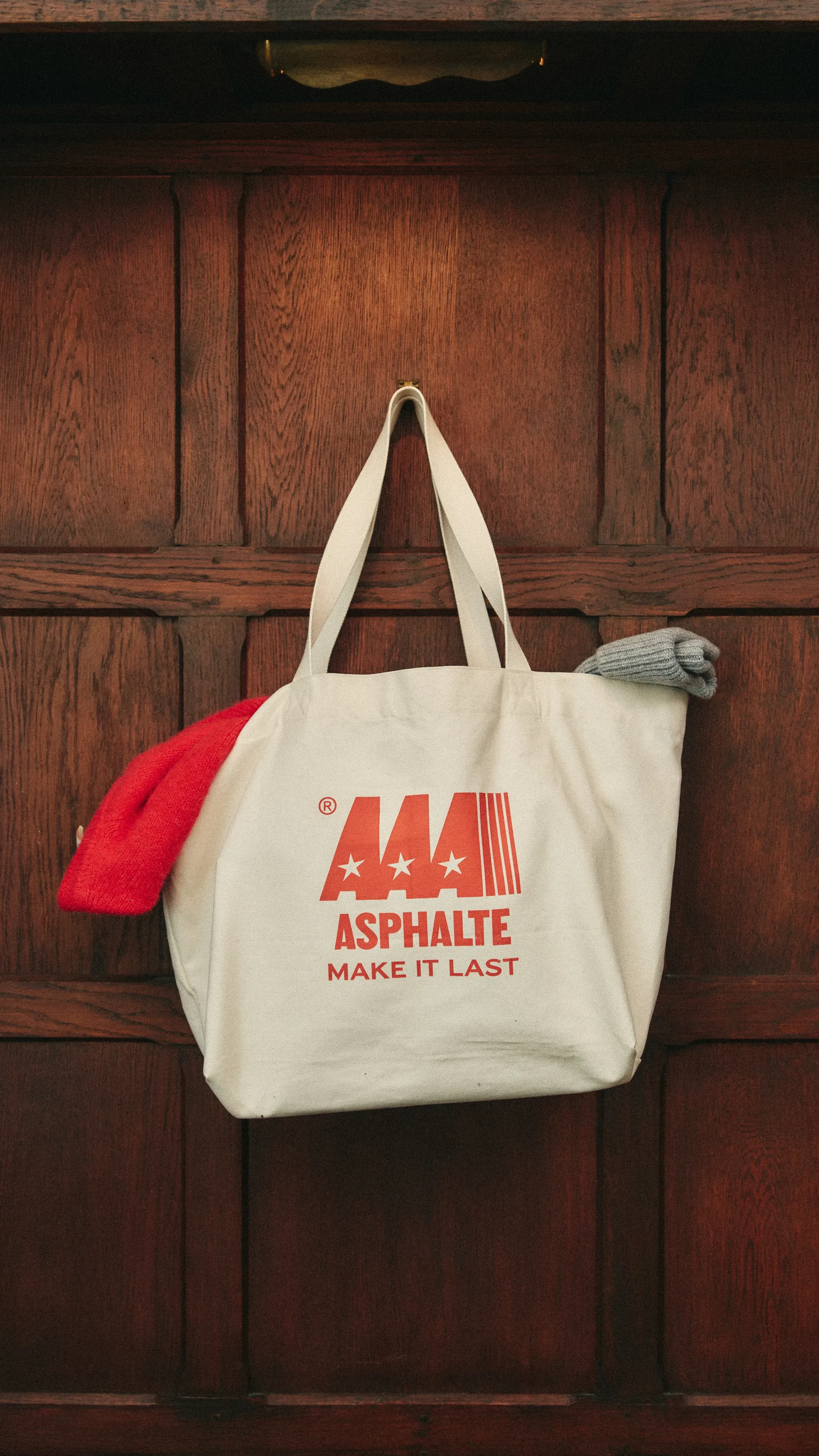 Le Tote Bag